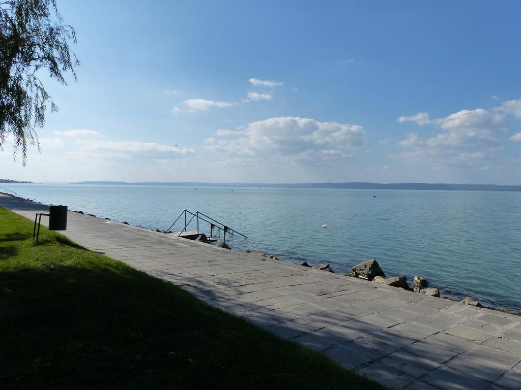 Toscana Lakeside Apartments I - II Family Friend Siofok Dış mekan fotoğraf