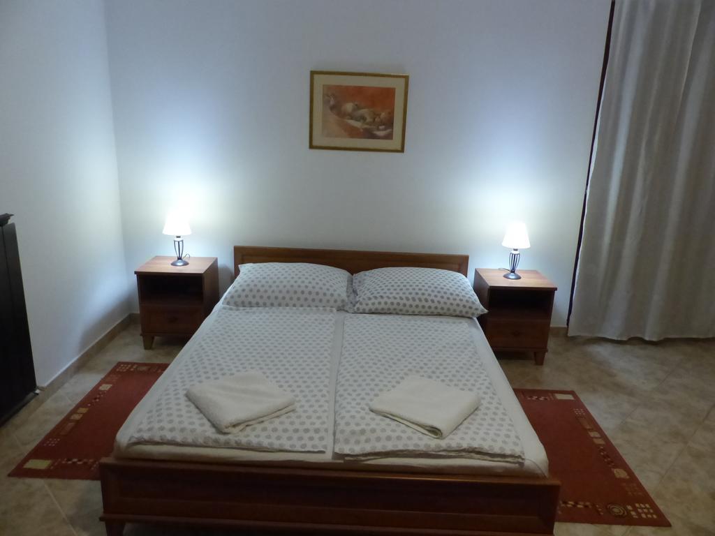 Toscana Lakeside Apartments I - II Family Friend Siofok Oda fotoğraf